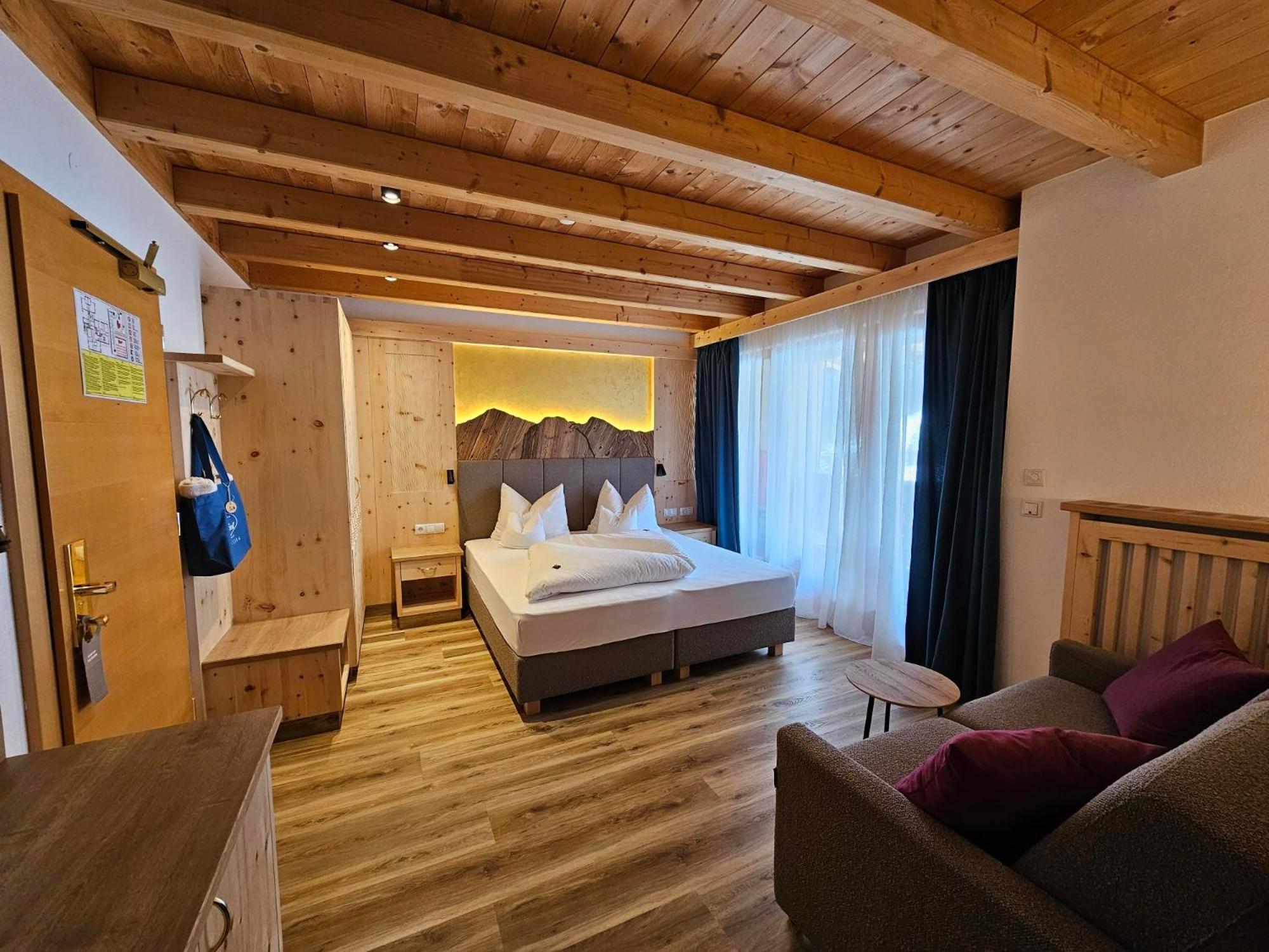 Hotel Mirabel San Vigilio Extérieur photo