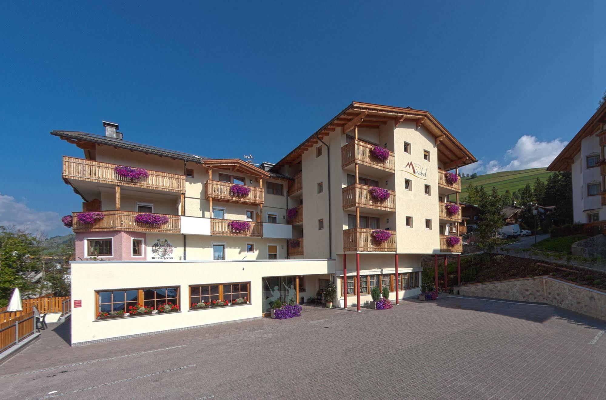 Hotel Mirabel San Vigilio Extérieur photo
